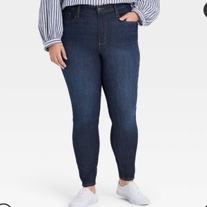 Universal Thread Blue Dusk Jeans size 16